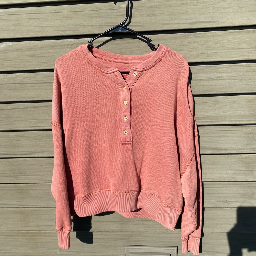 American Eagle Outfitters Coral Button-Up Shirt